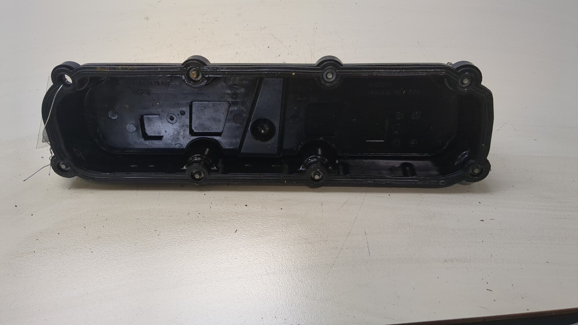 Крышка клапанная ГБЦ