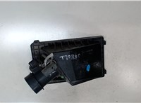 22680AW400 Измеритель потока воздуха (расходомер) Nissan X-Trail (T30) 2001-2006 8522963 #2