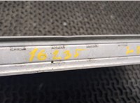  Радиатор охлаждения двигателя Audi Q7 2009-2015 8527742 #2