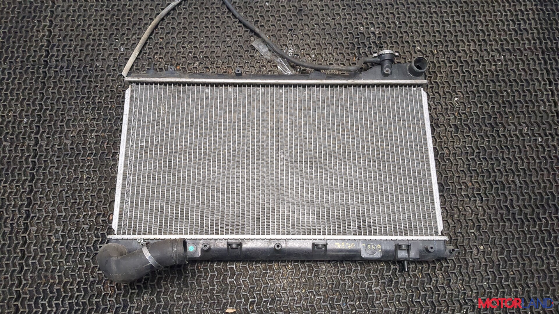 Радиатор охлаждения двигателя GP SUBARU