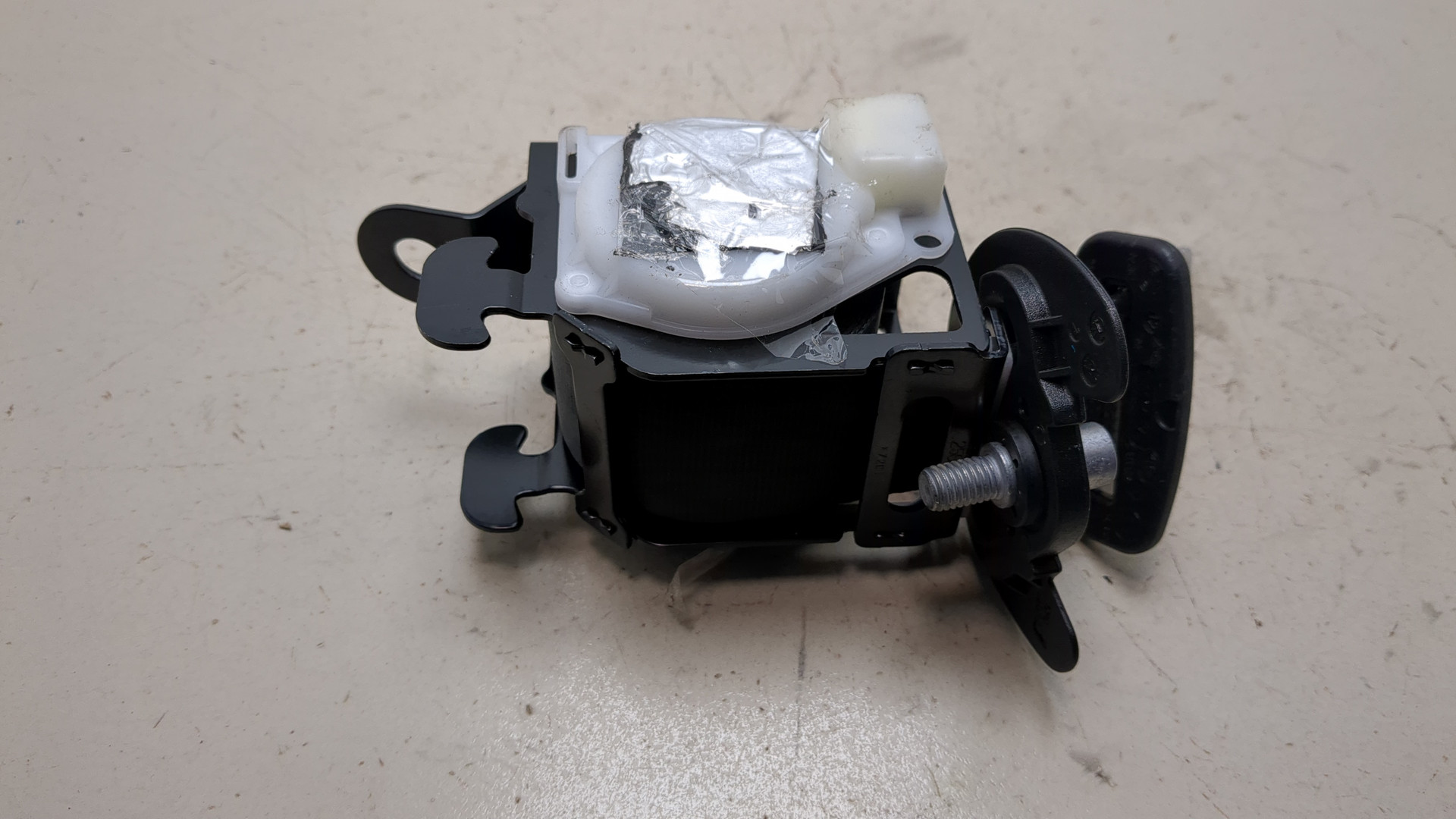 Ремень безопасности