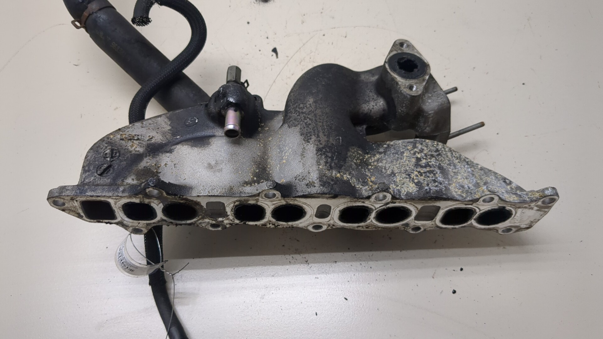 Коллектор впускной