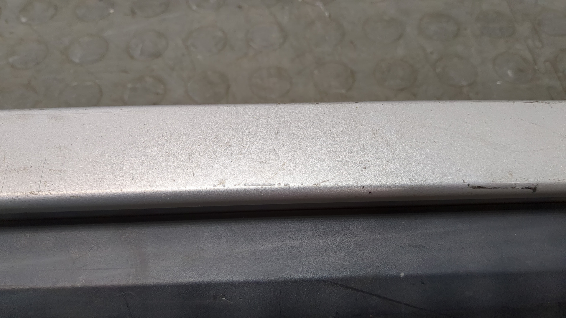 Рейлинг (релинг) правый (планка на крышу)