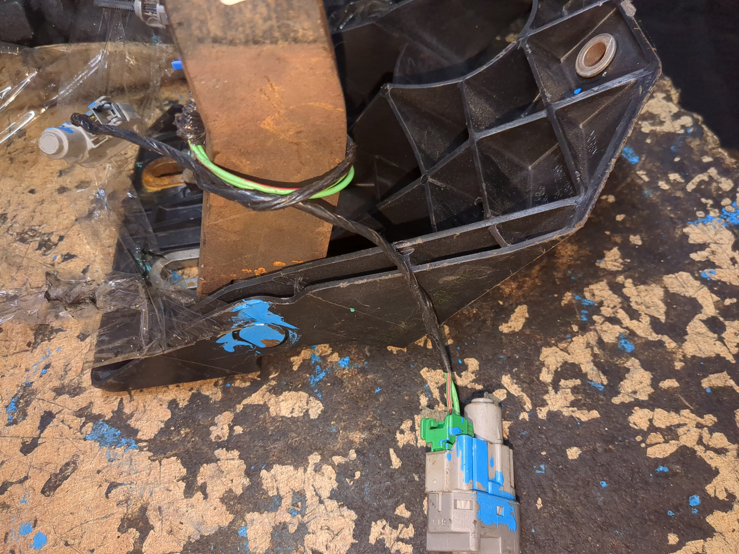 Педаль тормоза