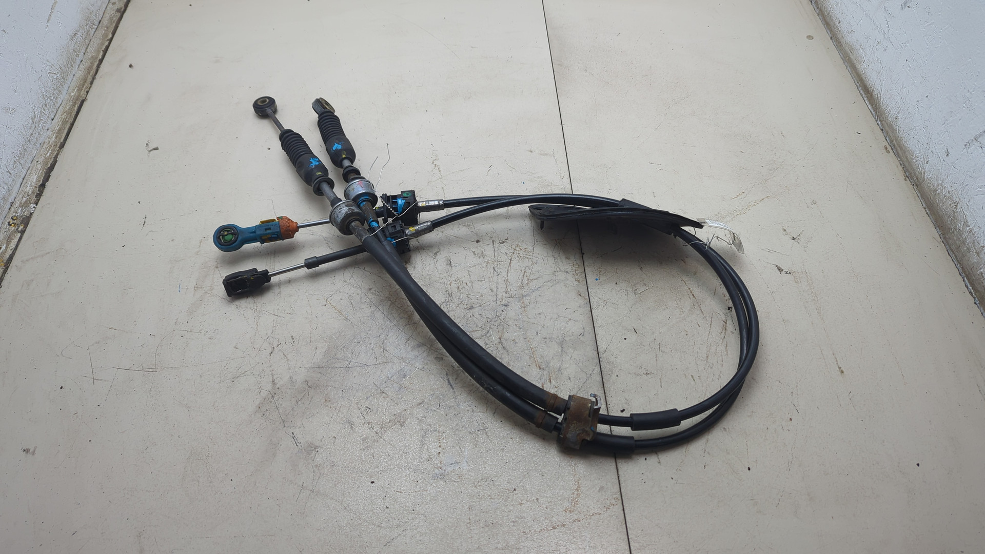 Трос КПП (выбора/переключения передач)