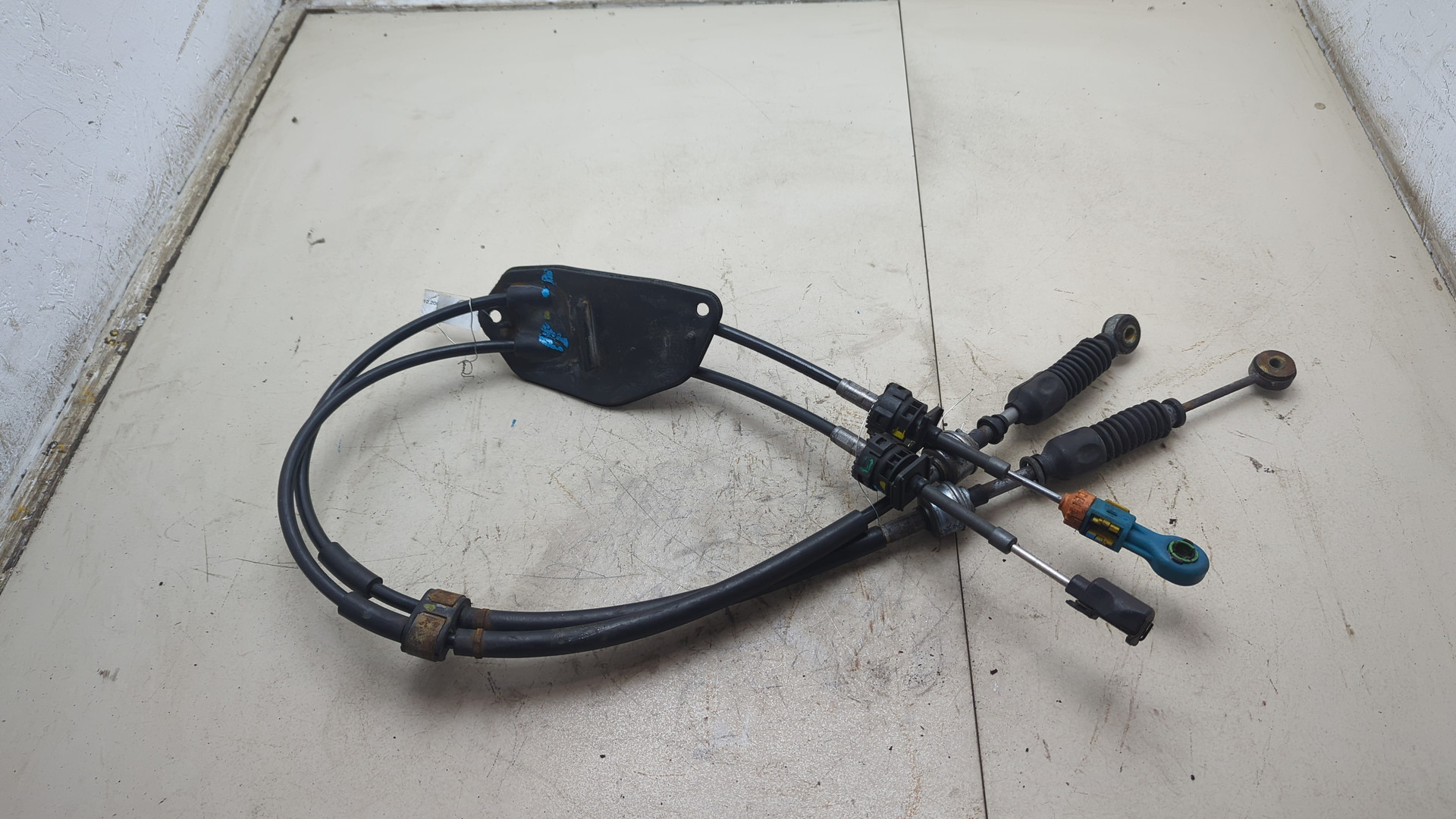 Трос КПП (выбора/переключения передач)