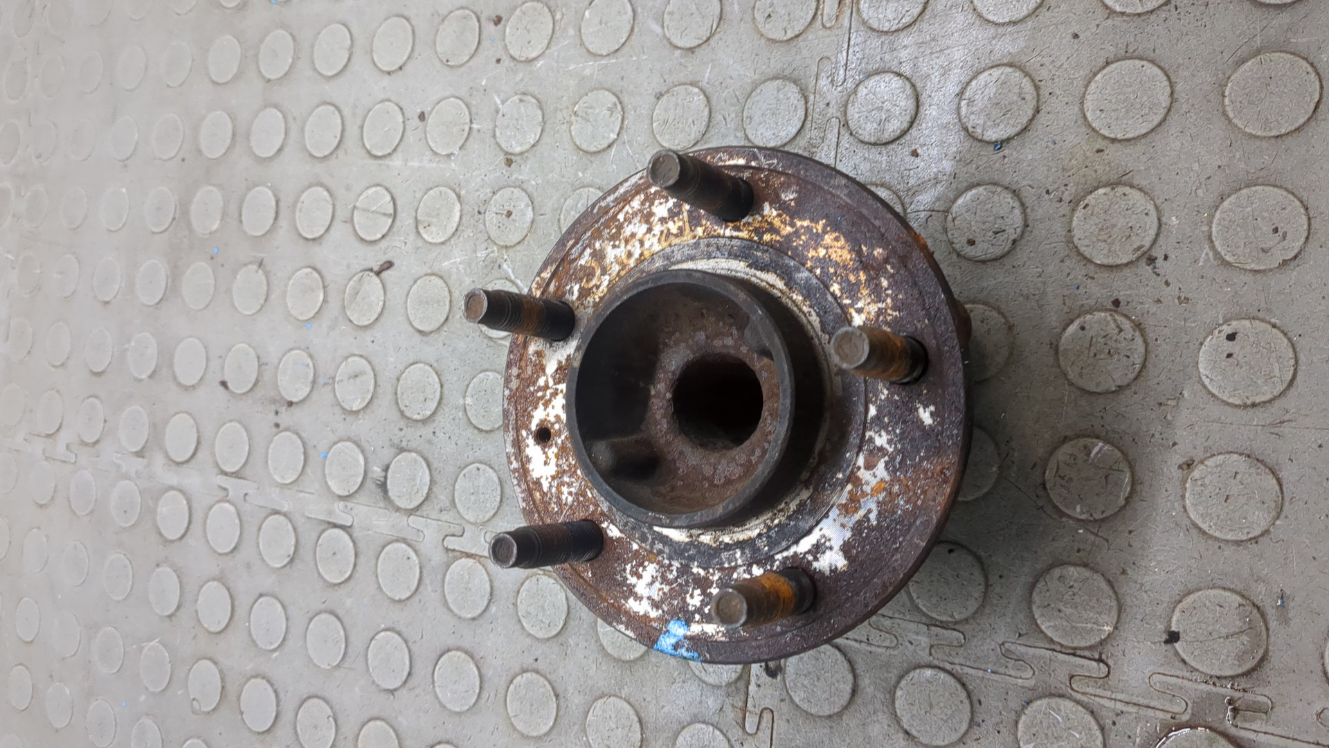 Ступица задняя