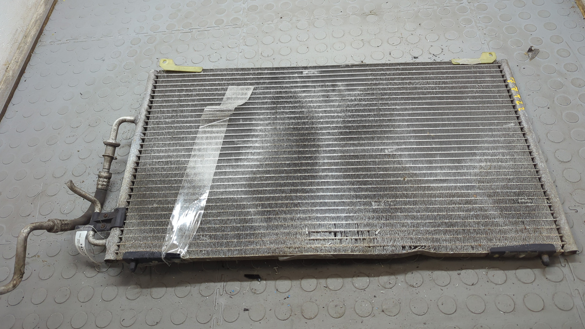 Радиатор кондиционера / конденсер