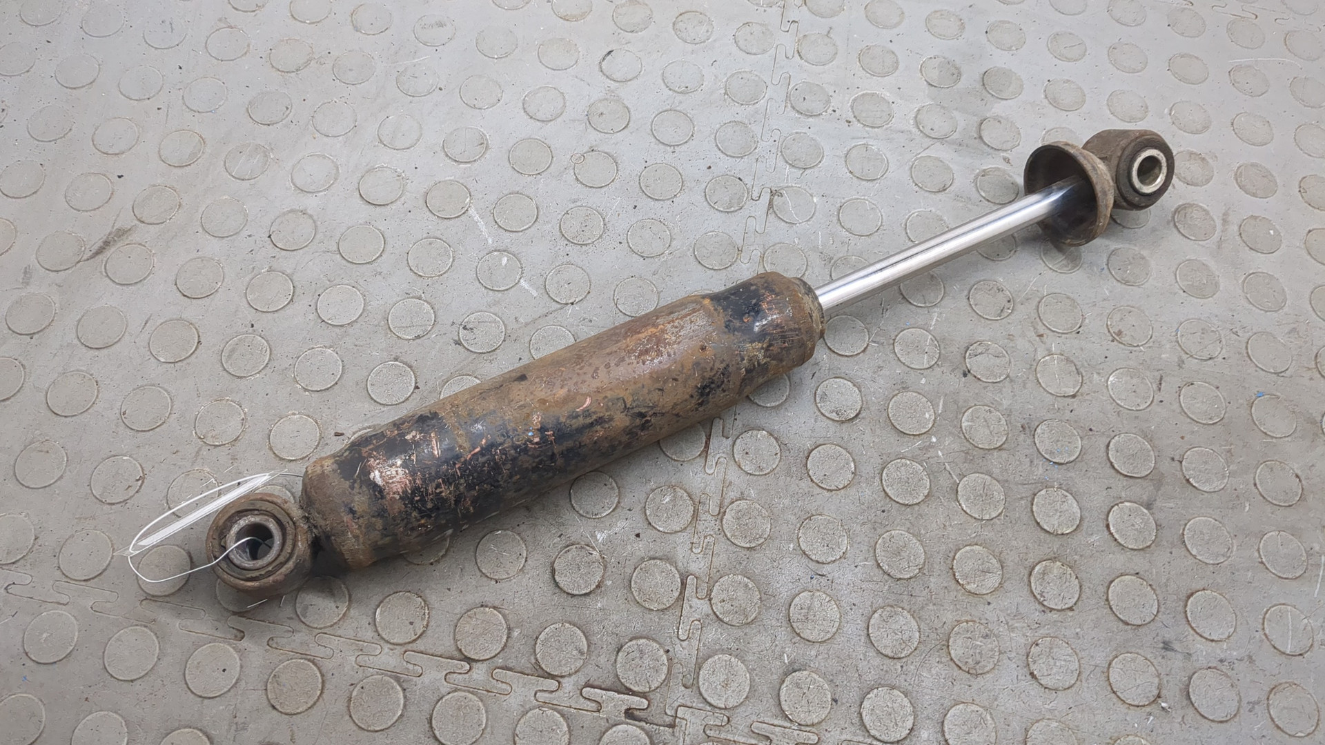 Амортизатор задний (стойка)