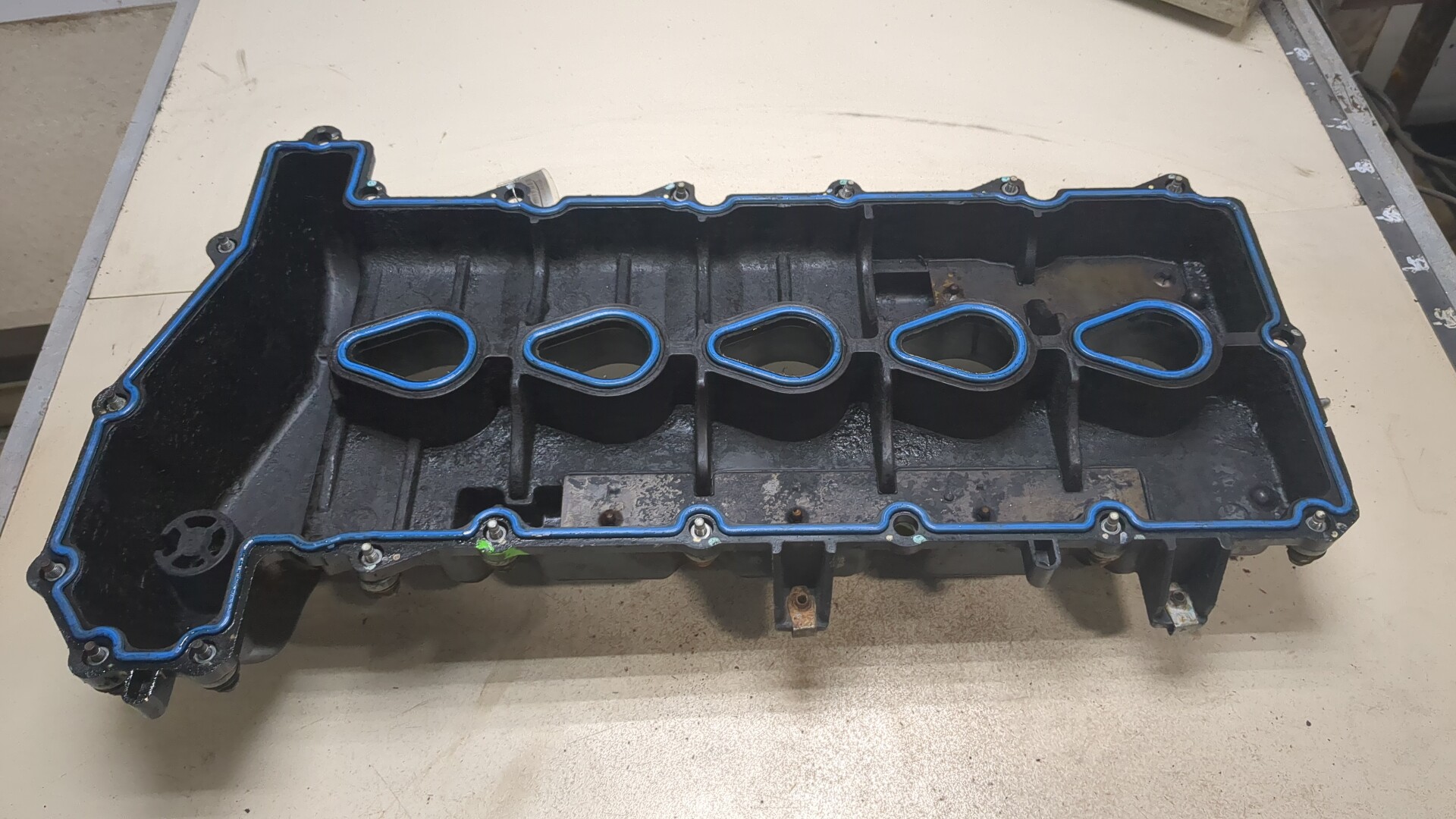 Крышка клапанная ГБЦ