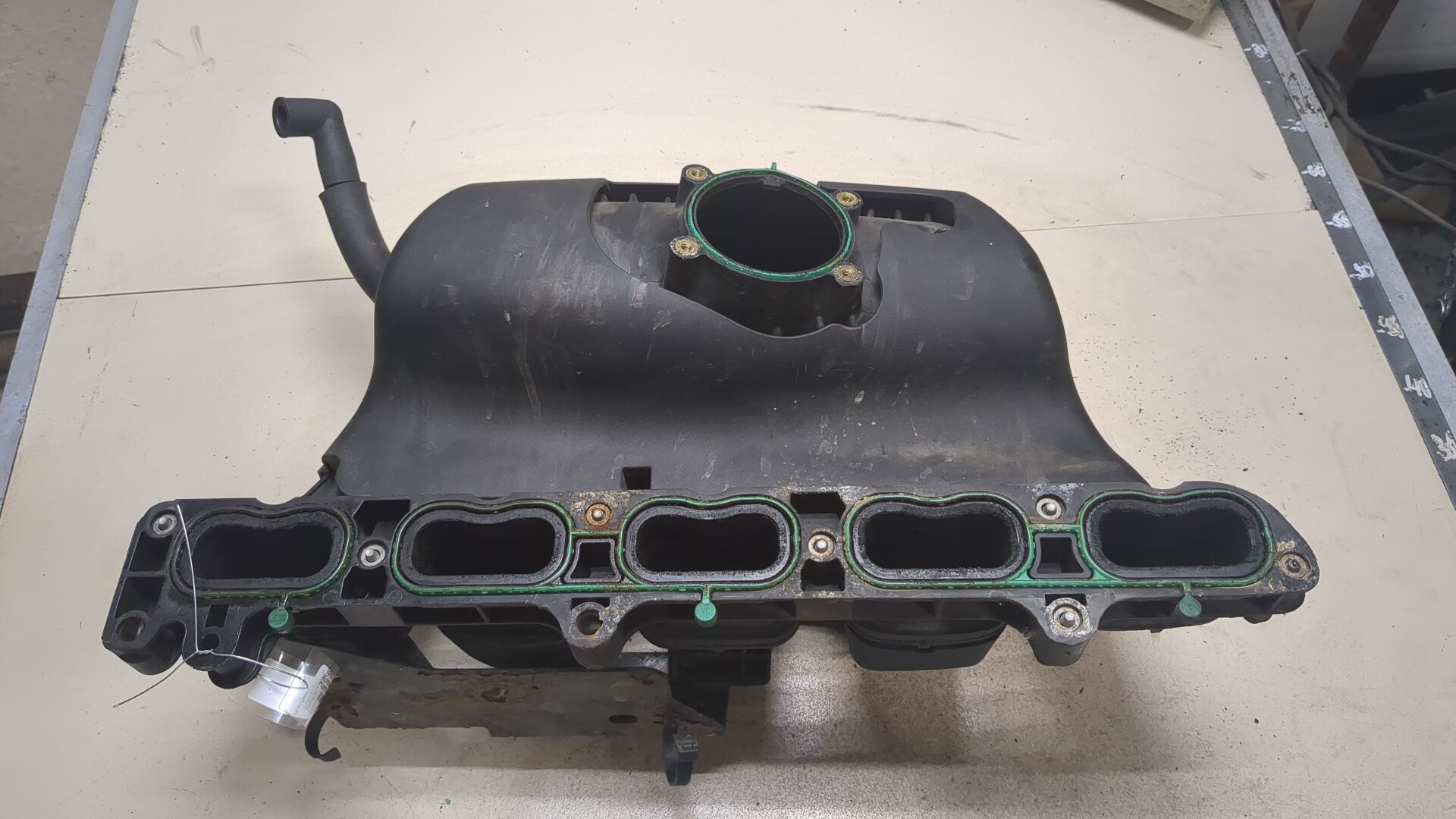 Коллектор впускной