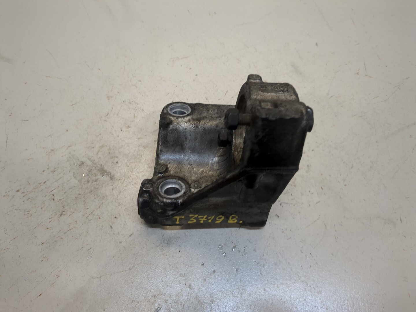 Кронштейн подвесного подшипника