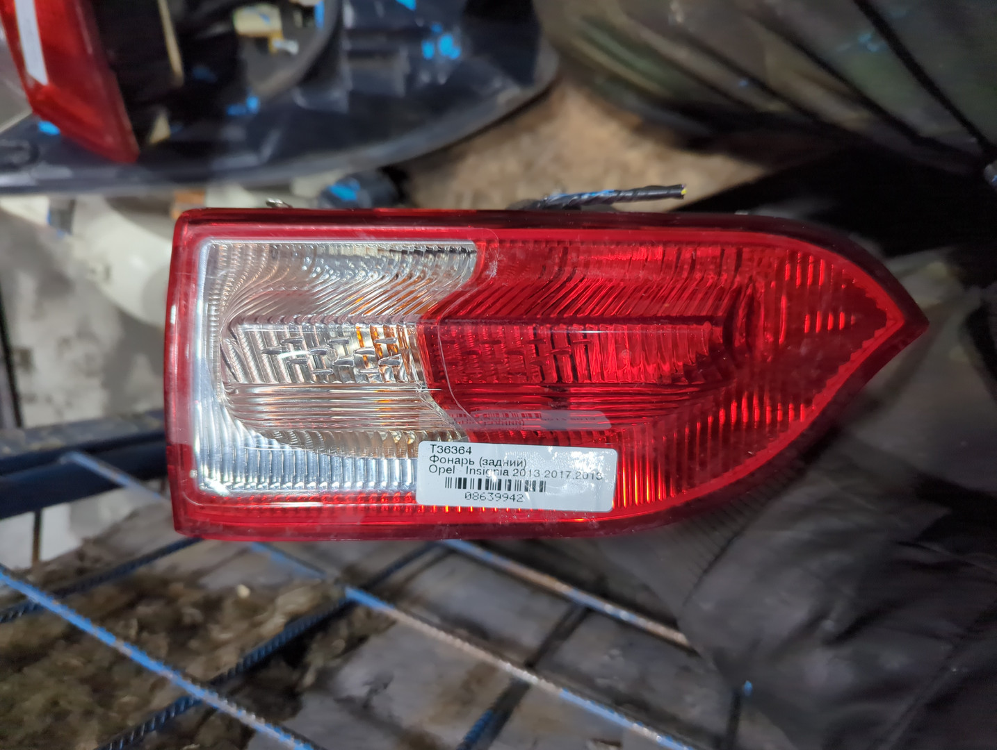 Фонарь задний правый