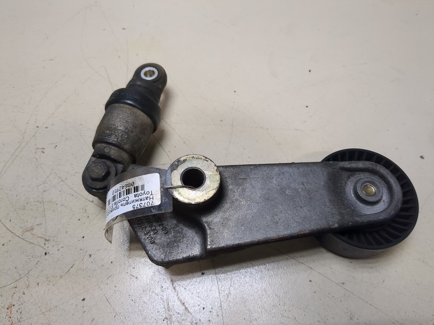 Натяжитель ремня