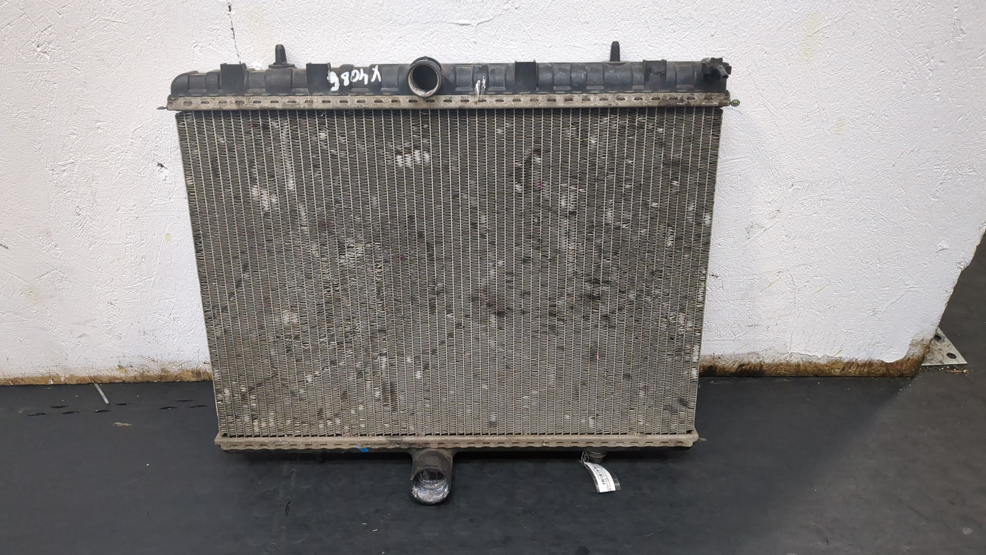 Радиатор охлаждения двигателя основной