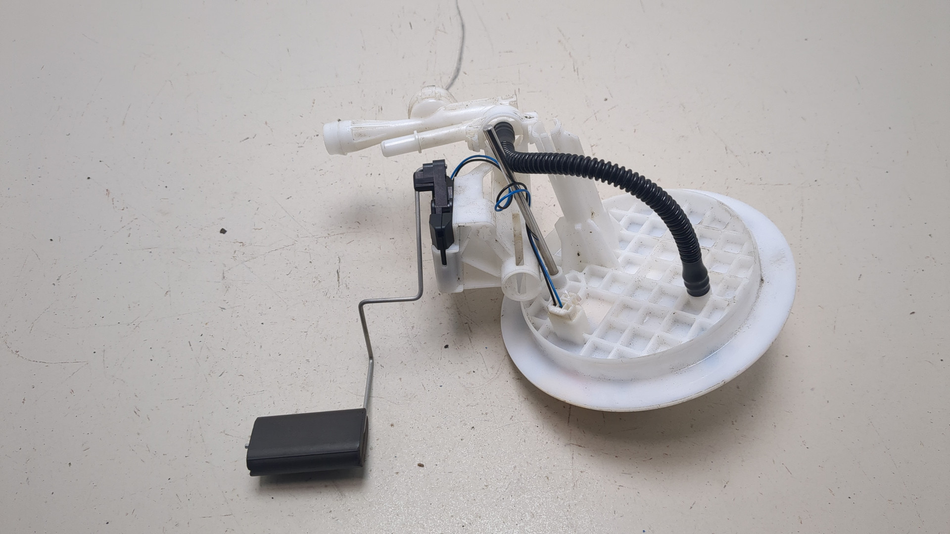 Датчик уровня топлива