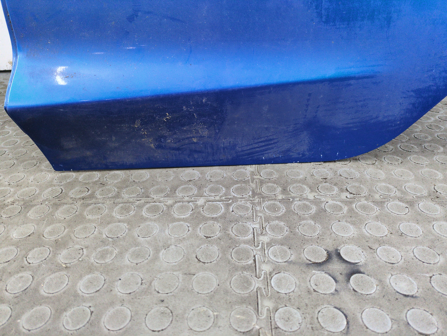 Дверь задняя левая