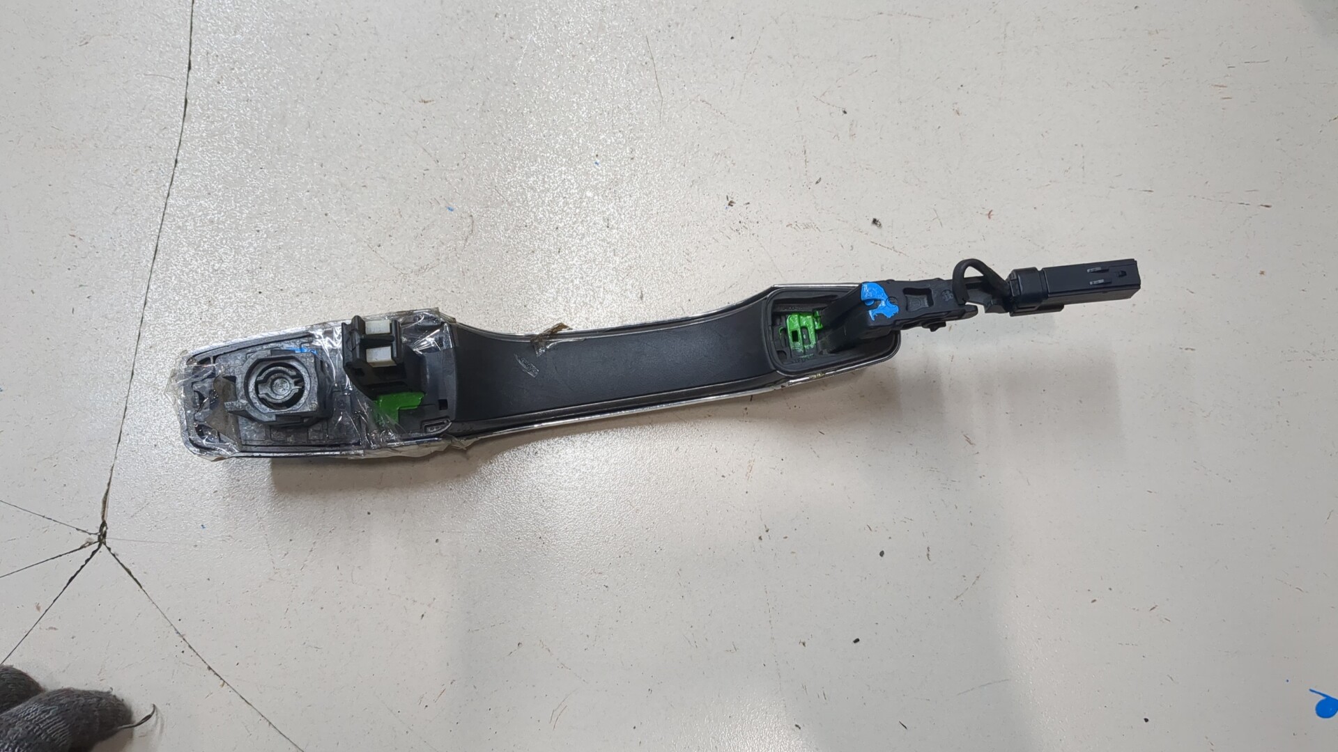 Ручка двери наружная