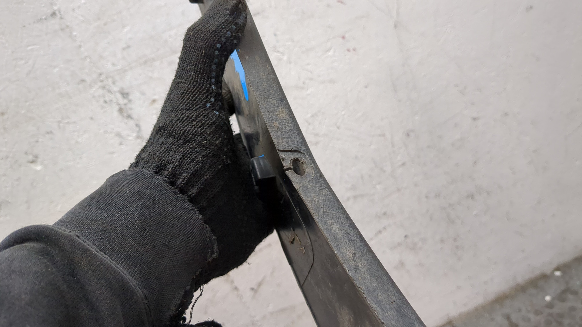 Накладка переднего крыла правого