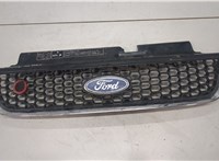  Решетка радиатора Ford Maverick 2000-2007 8775282 #1
