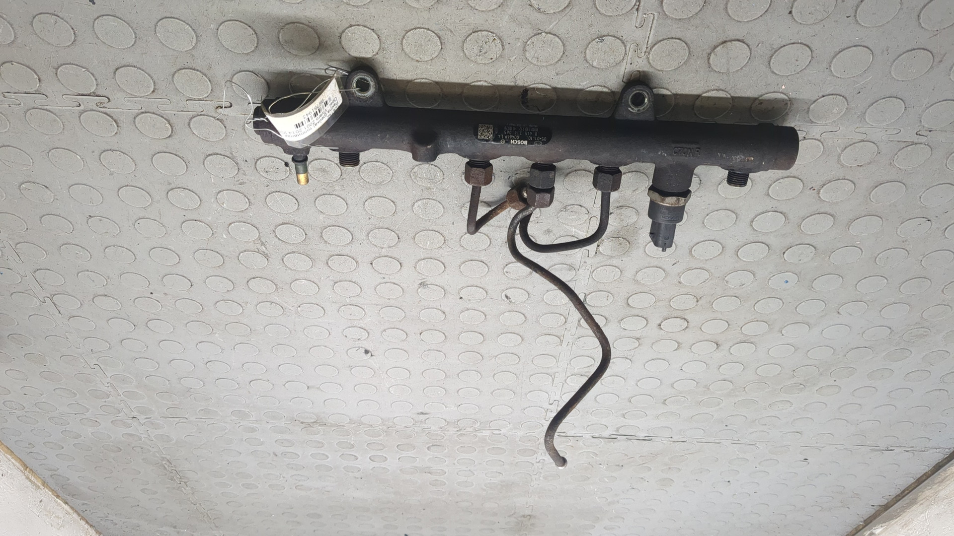 Рейка топливная (рампа)