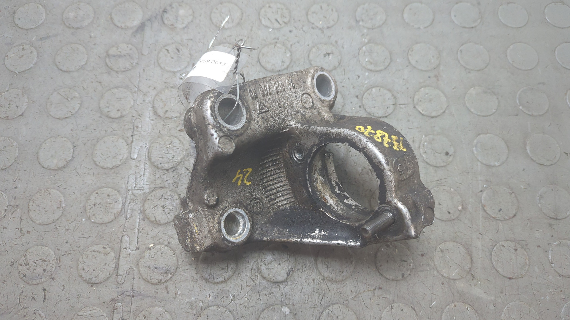 Кронштейн (п.з.к.)