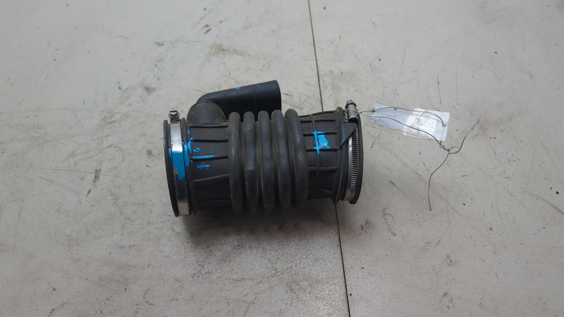 Патрубок воздушного фильтра