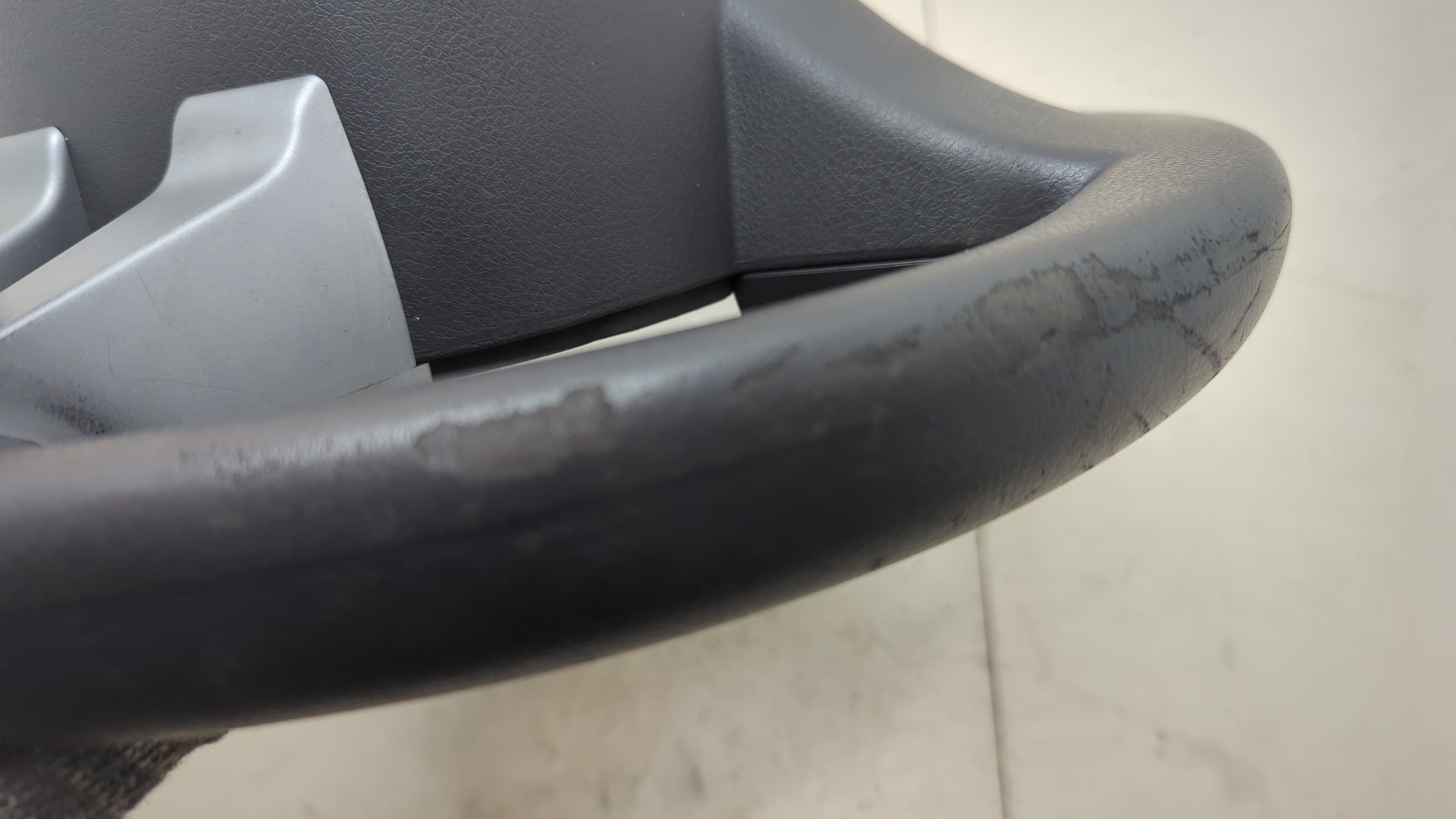 Рулевое колесо (руль)