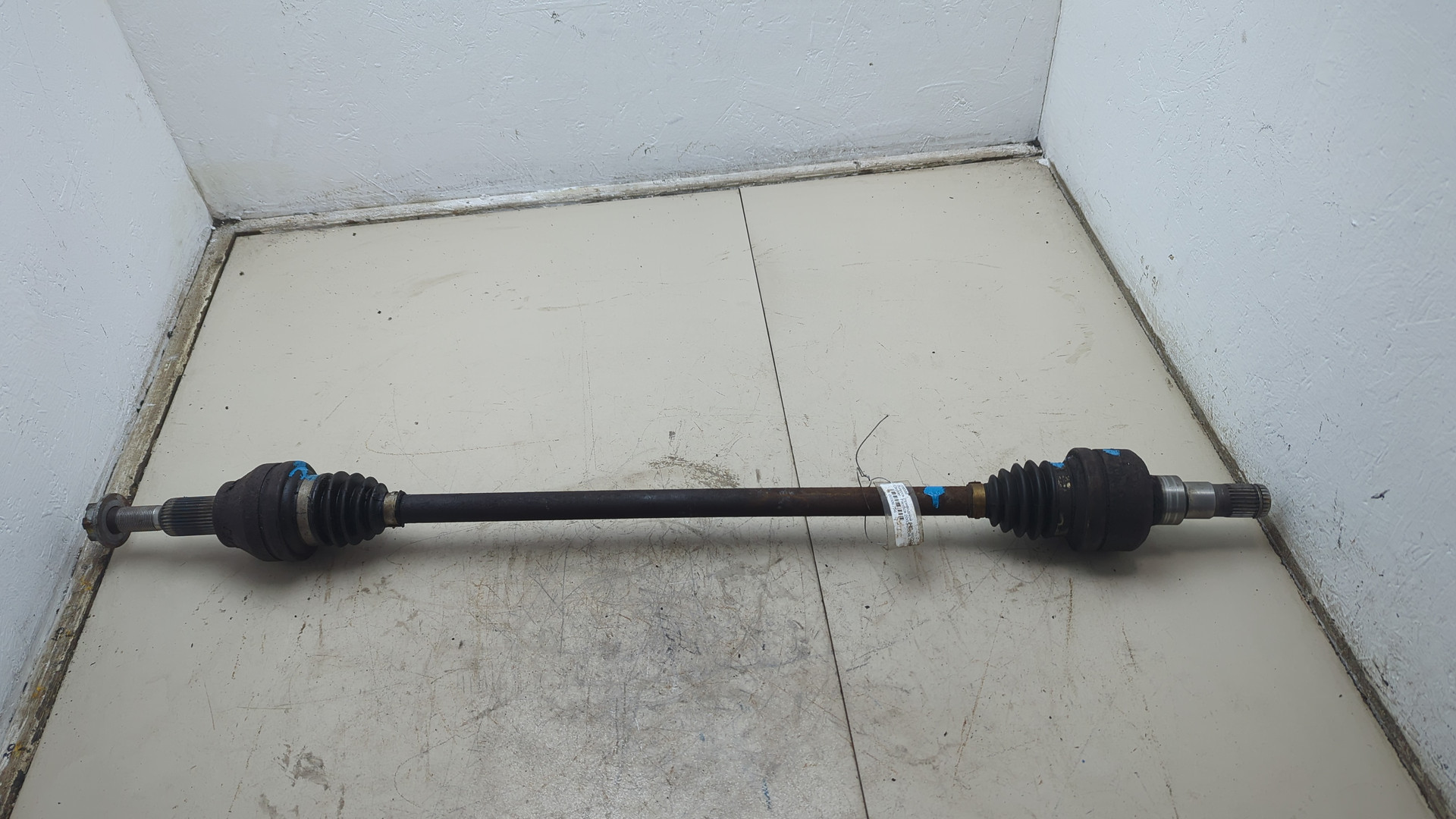 Полуось задняя правая