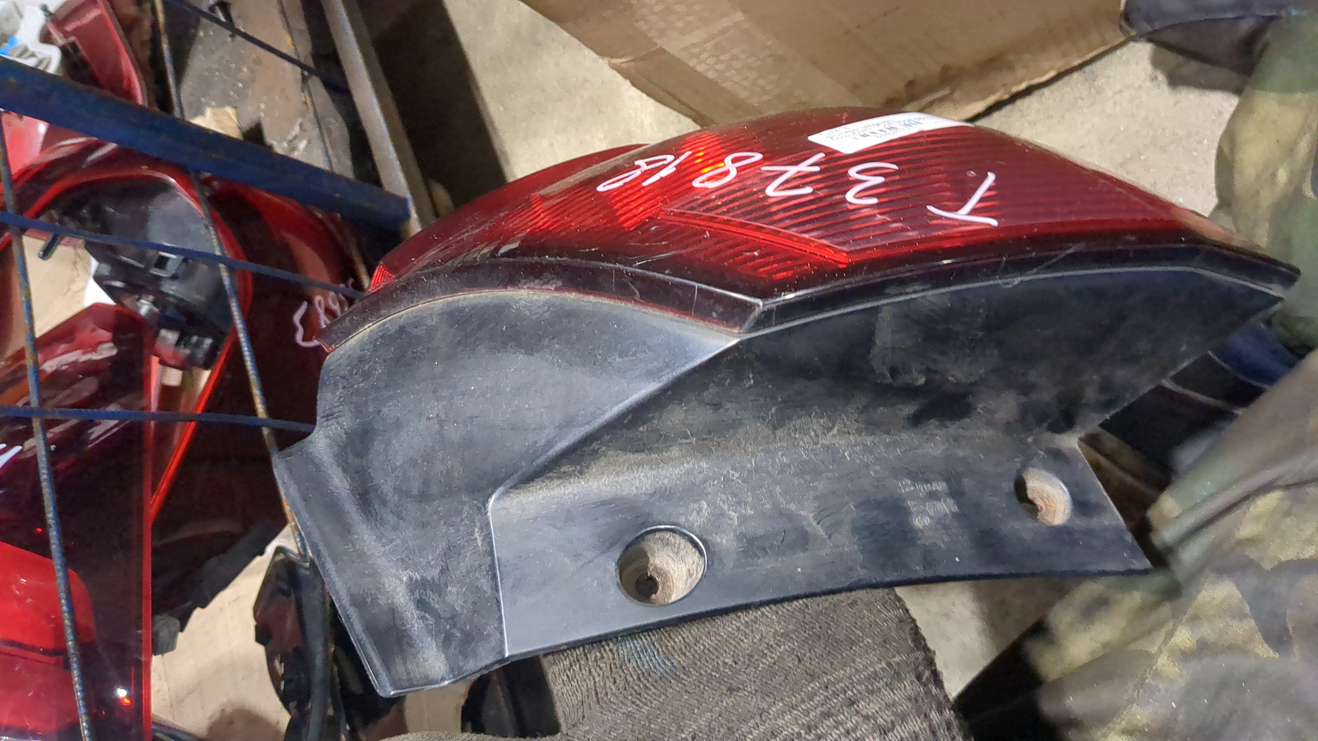 Фонарь задний правый