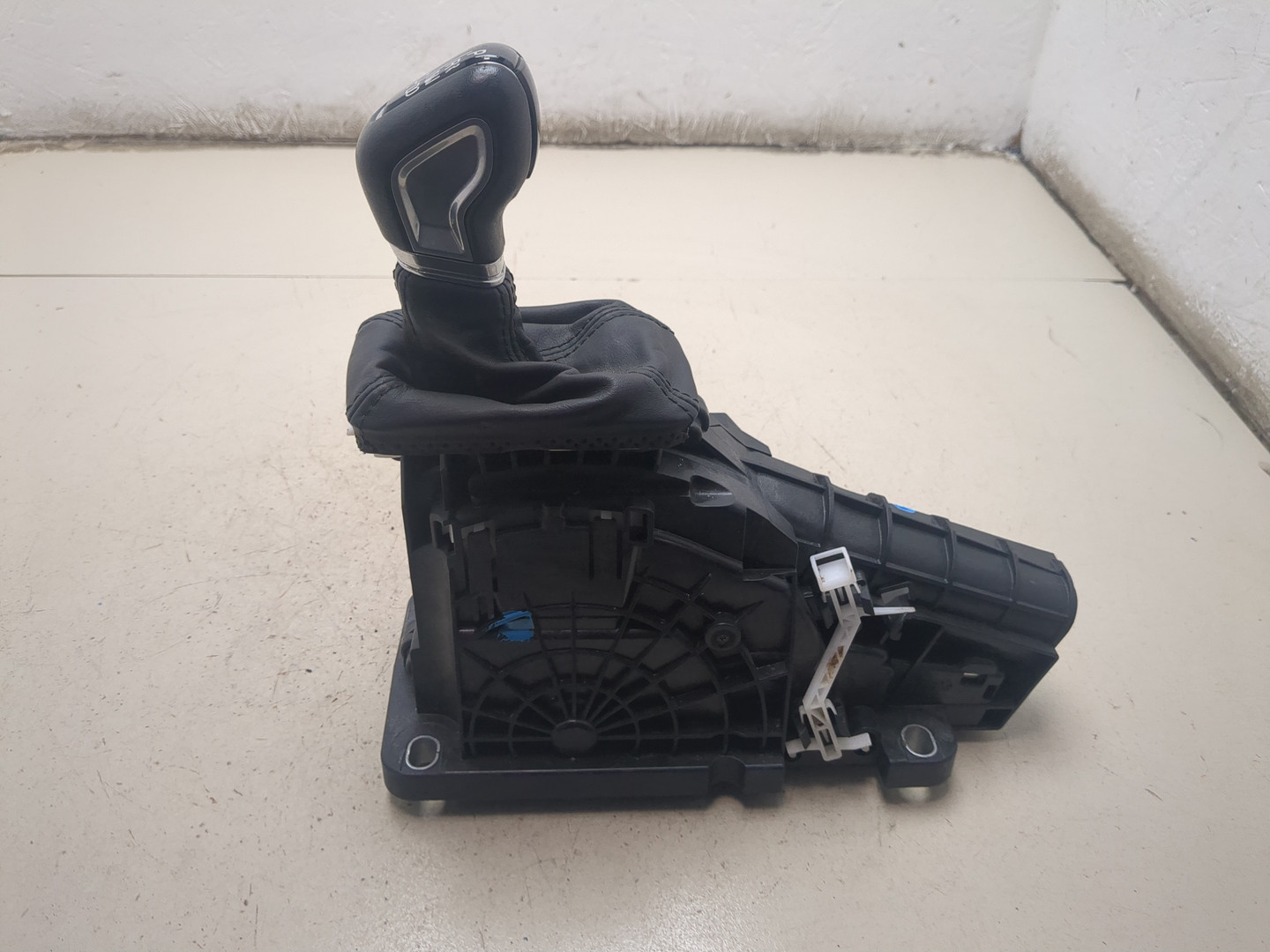 Кулиса МКПП / АКПП