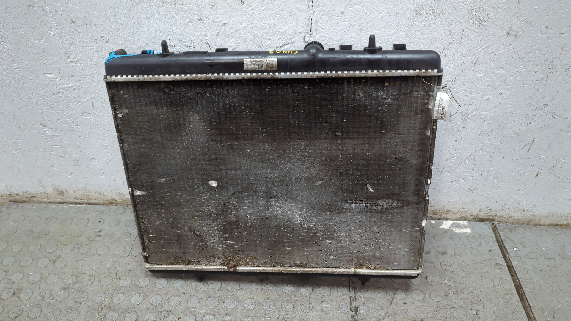 Радиатор охлаждения двигателя основной