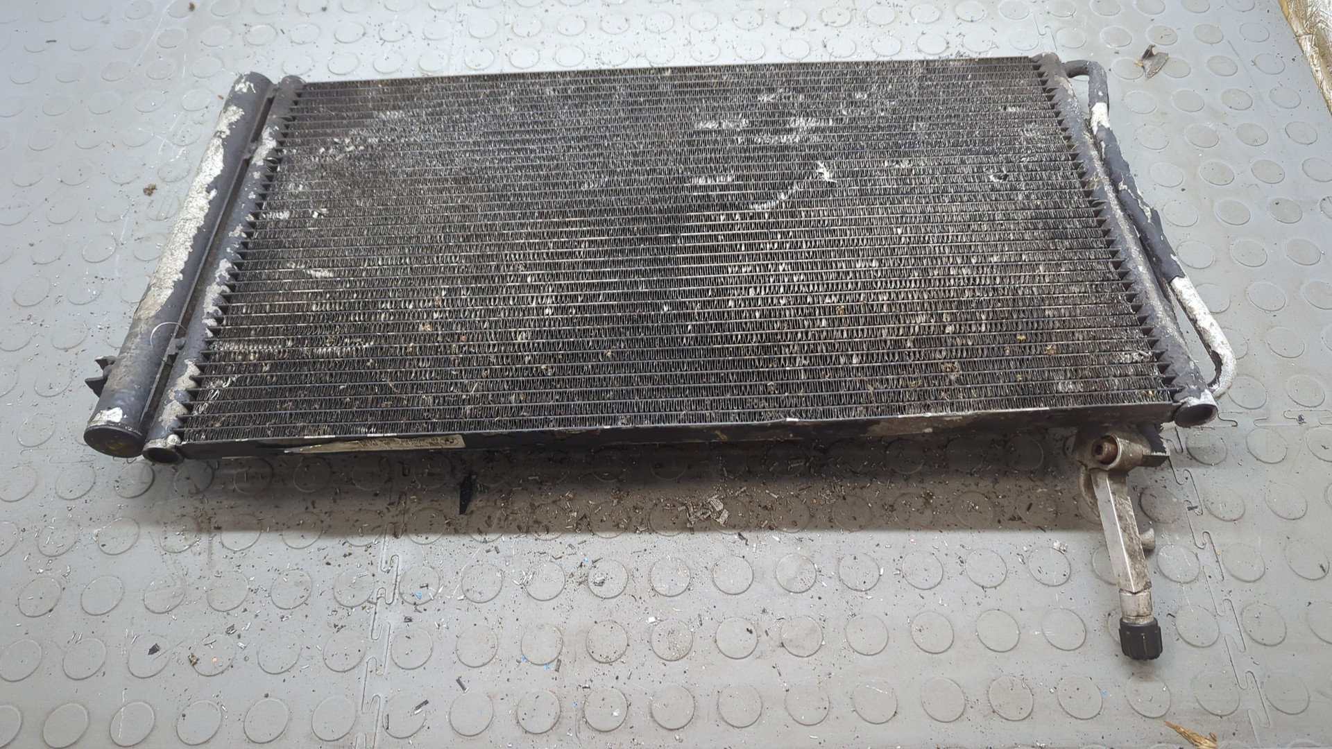 Радиатор кондиционера / конденсер