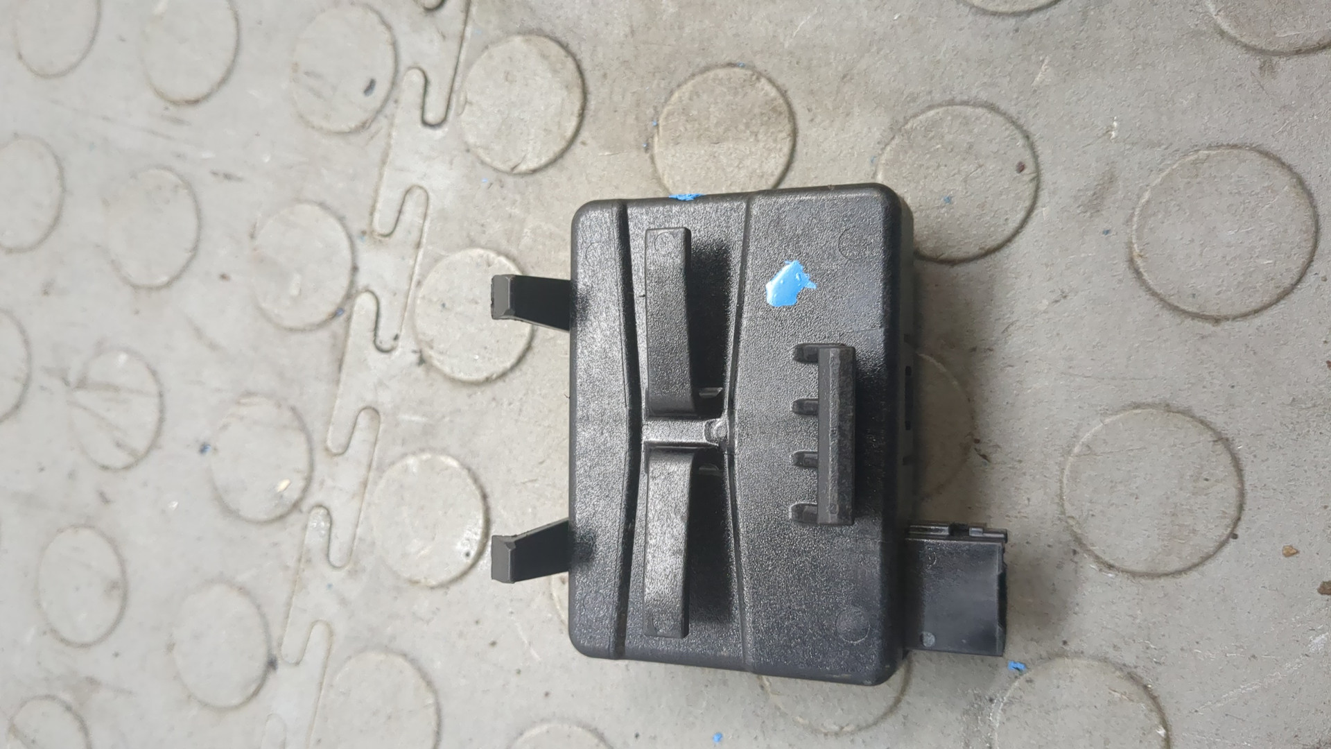 Блок управления центральным замком