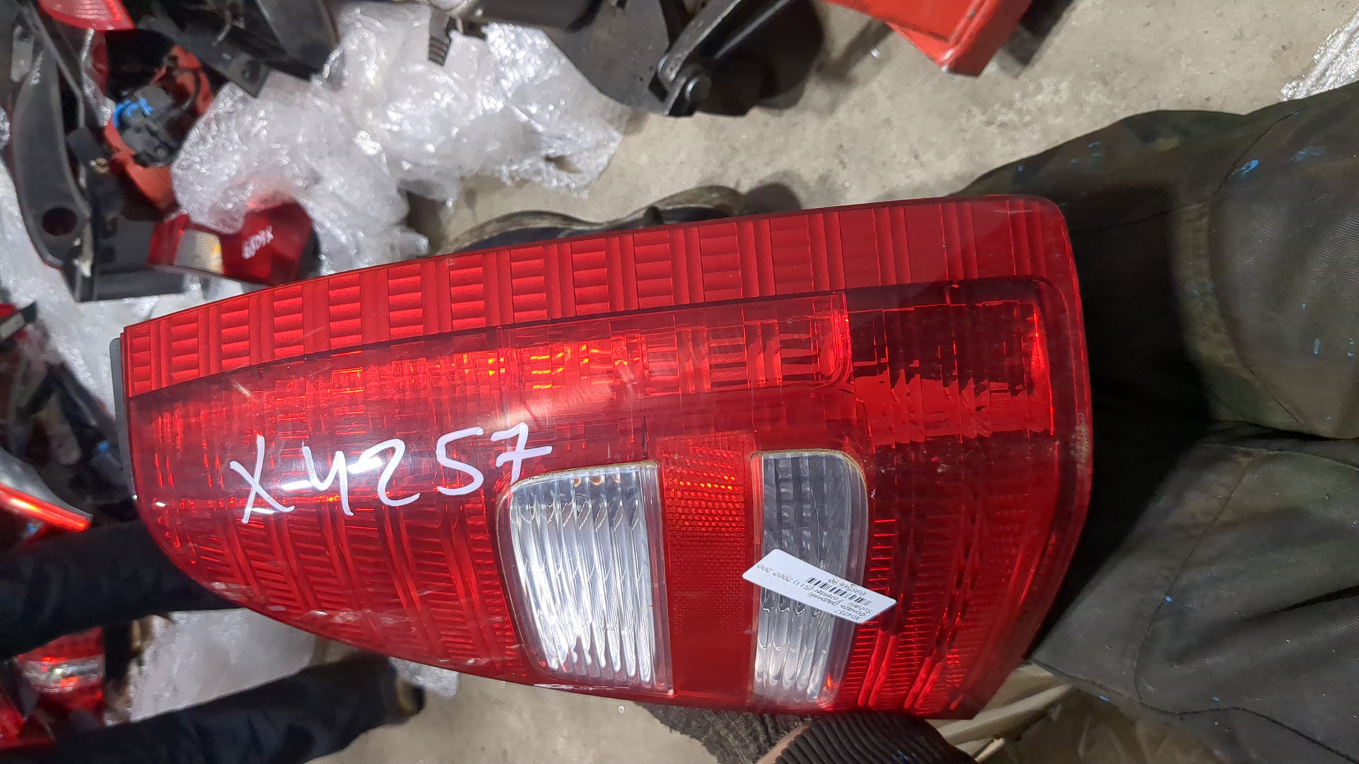 Фонарь задний правый