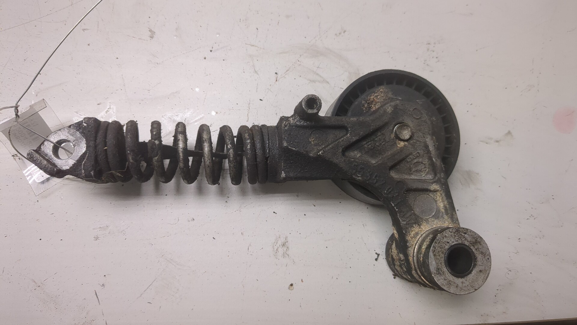 Натяжитель ремня