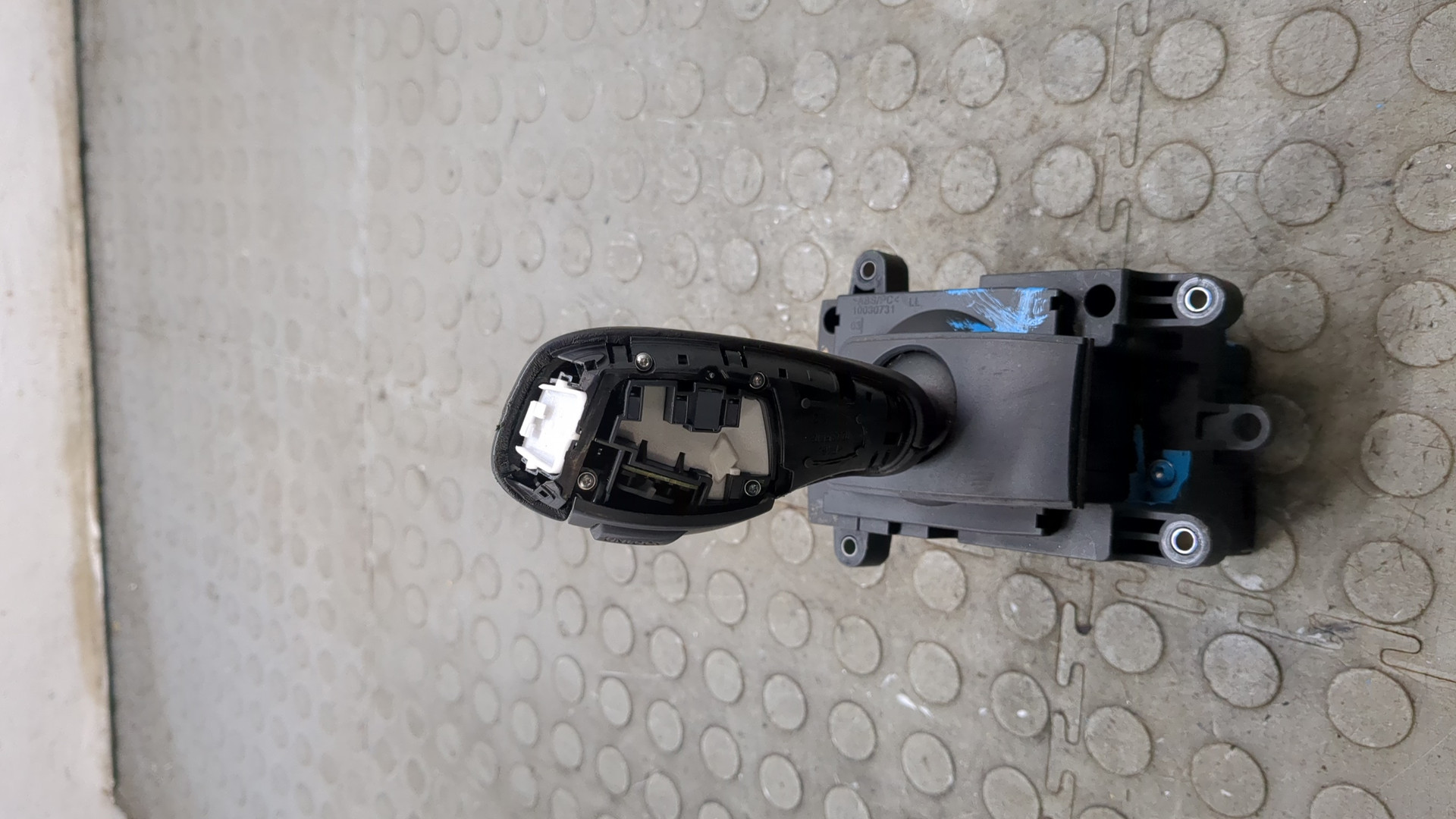 Кулиса МКПП / АКПП