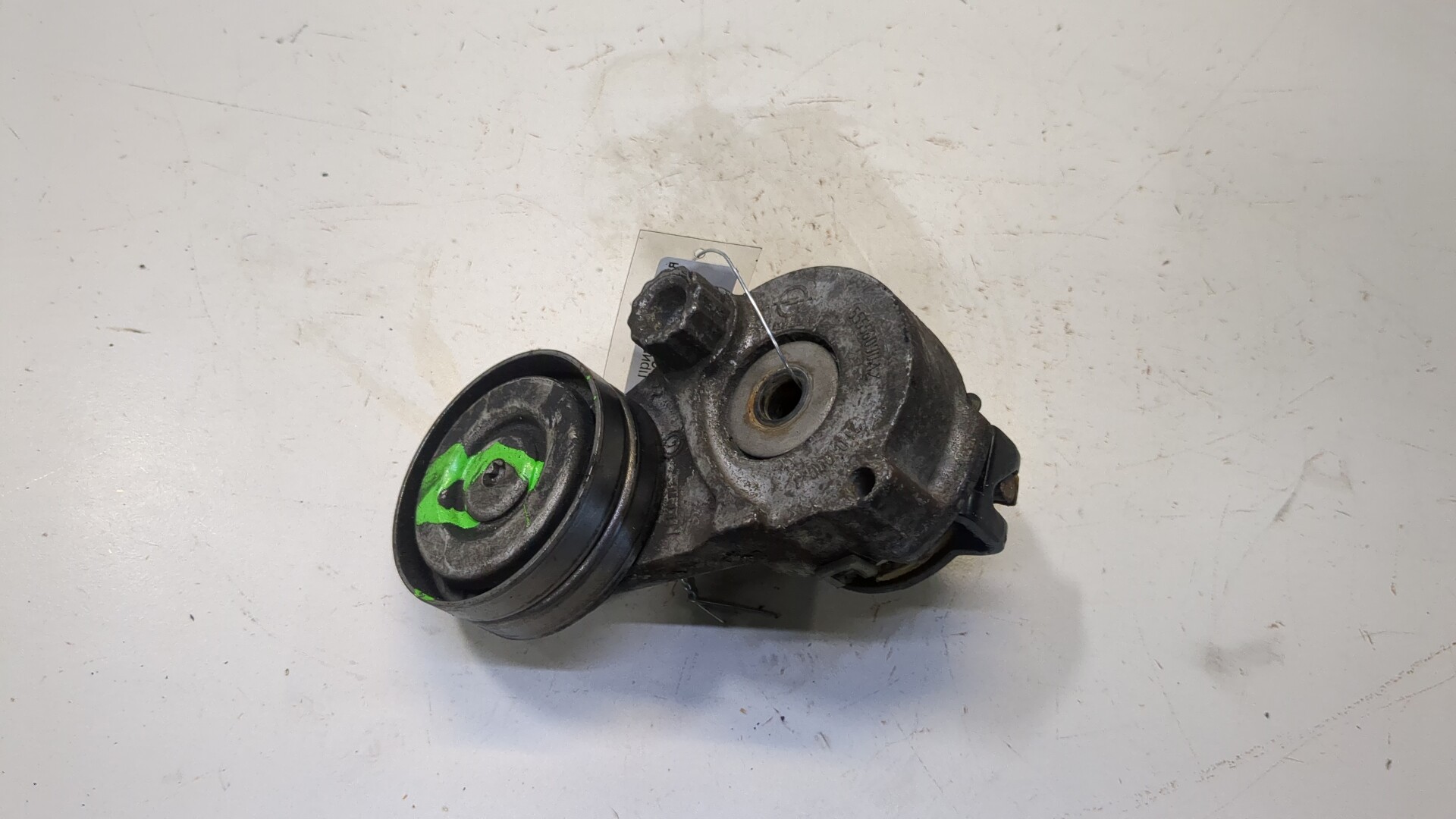 Натяжитель ремня