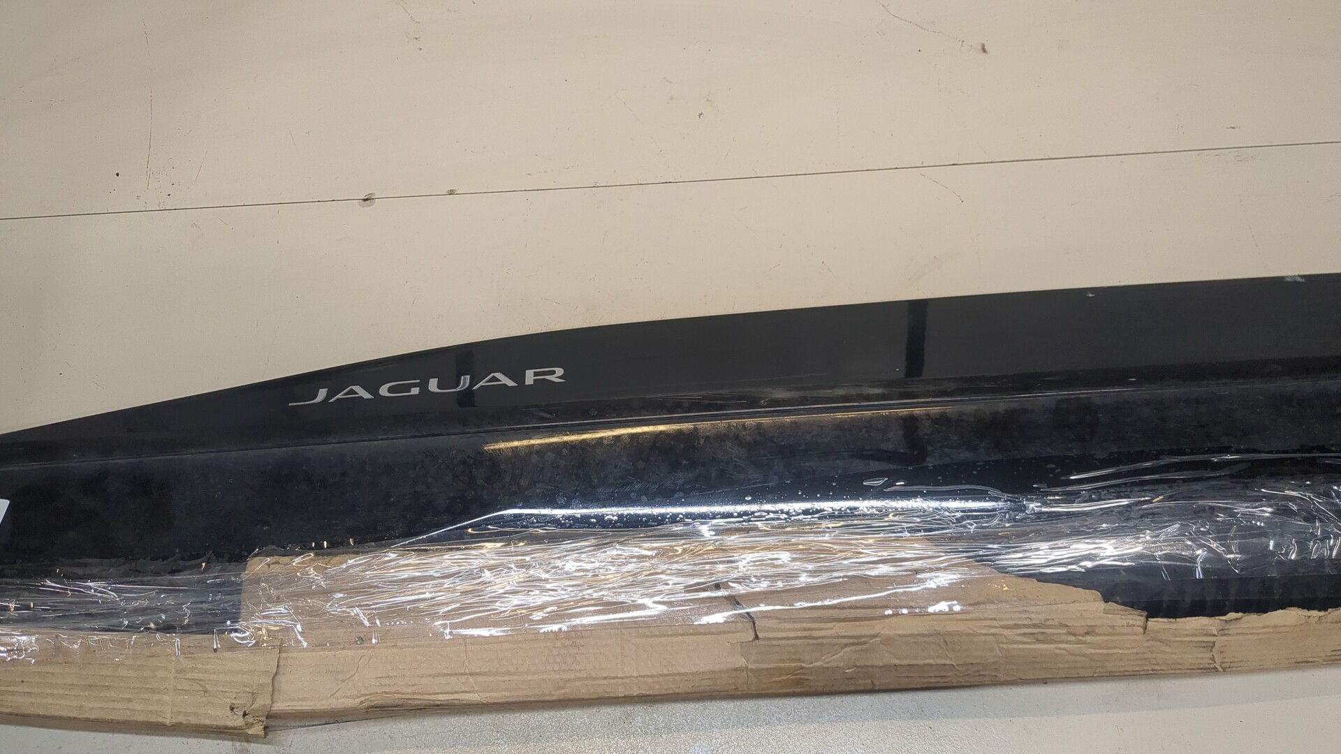 Молдинг двери