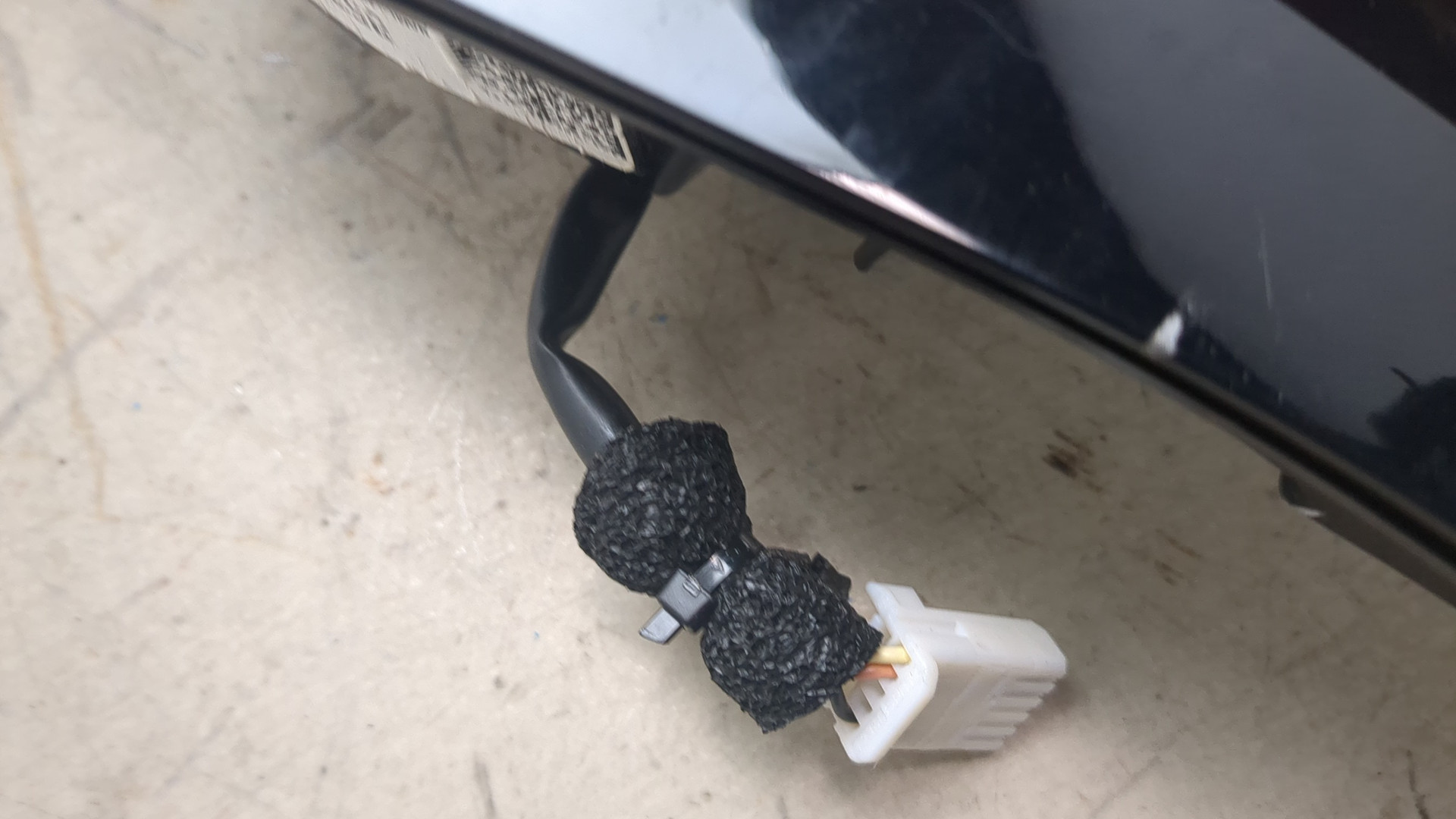 Фонарь задний внутренний левый