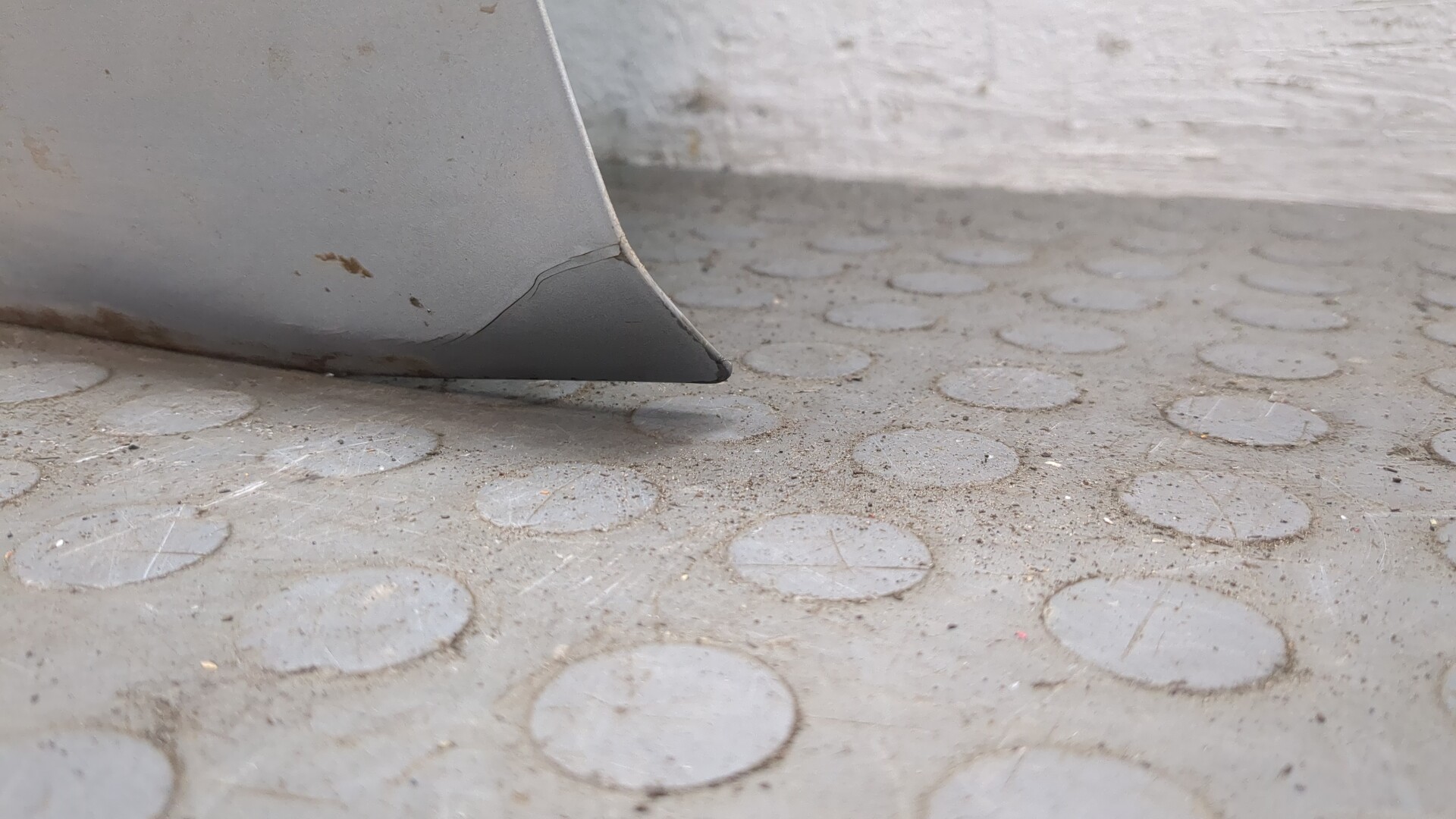 Дверь передняя левая