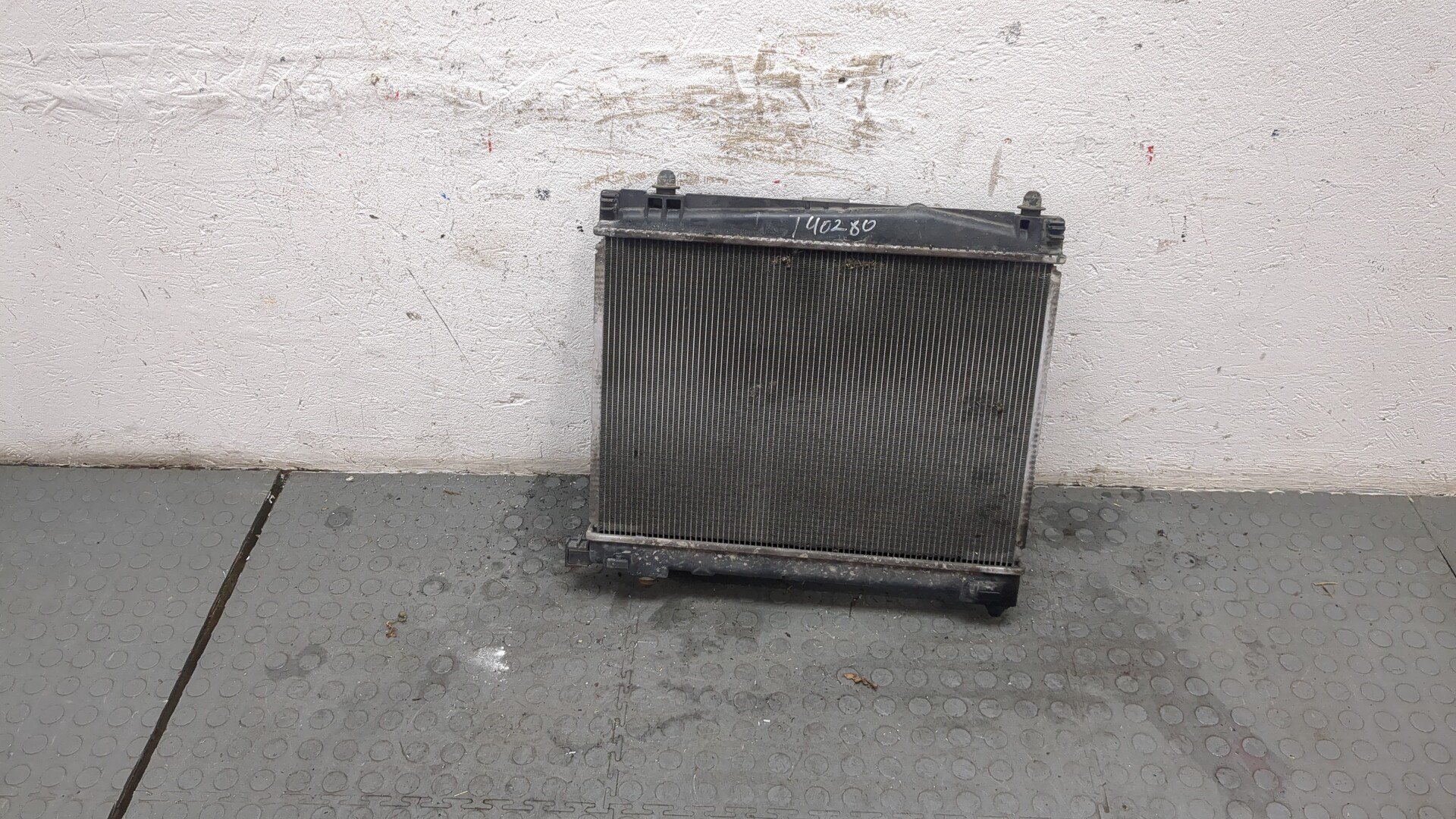 Радиатор охлаждения двигателя основной