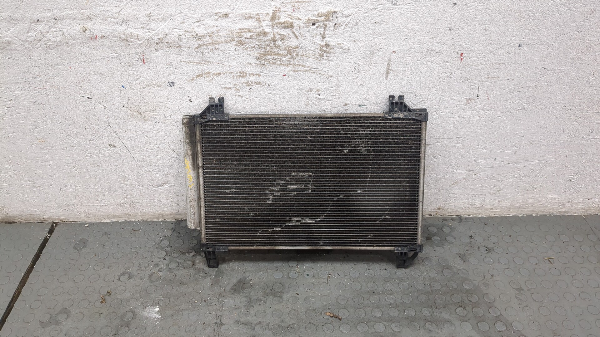 Радиатор кондиционера / конденсер