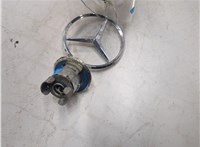 A2108800186 Эмблема Mercedes C W202 1993-2000 8942989 #5