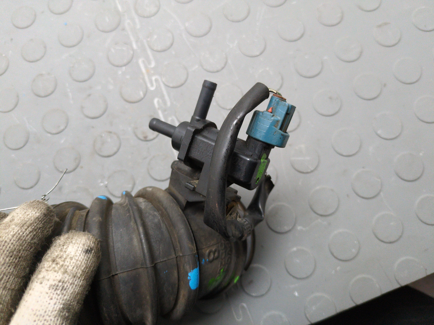 Патрубок воздушного фильтра