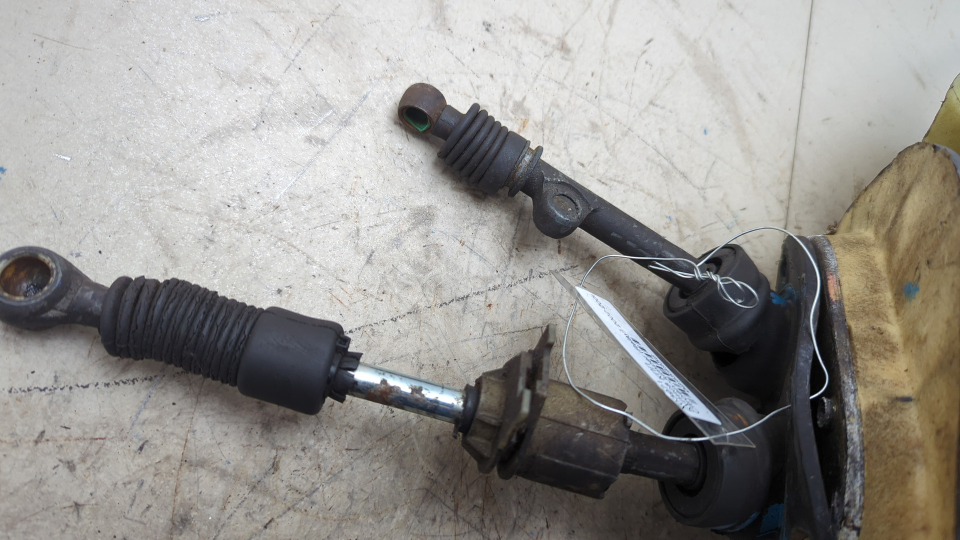 Кулиса МКПП / АКПП