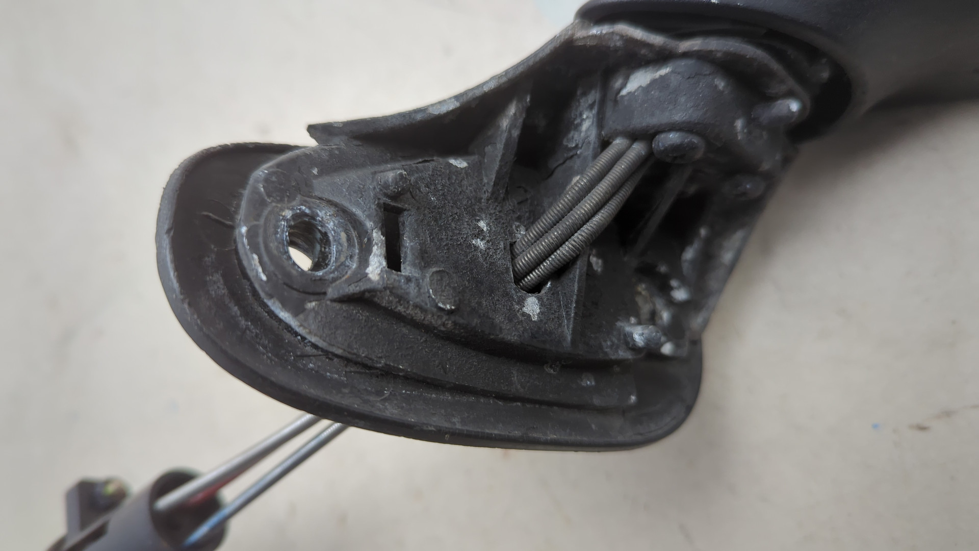 Зеркало левое электрическое