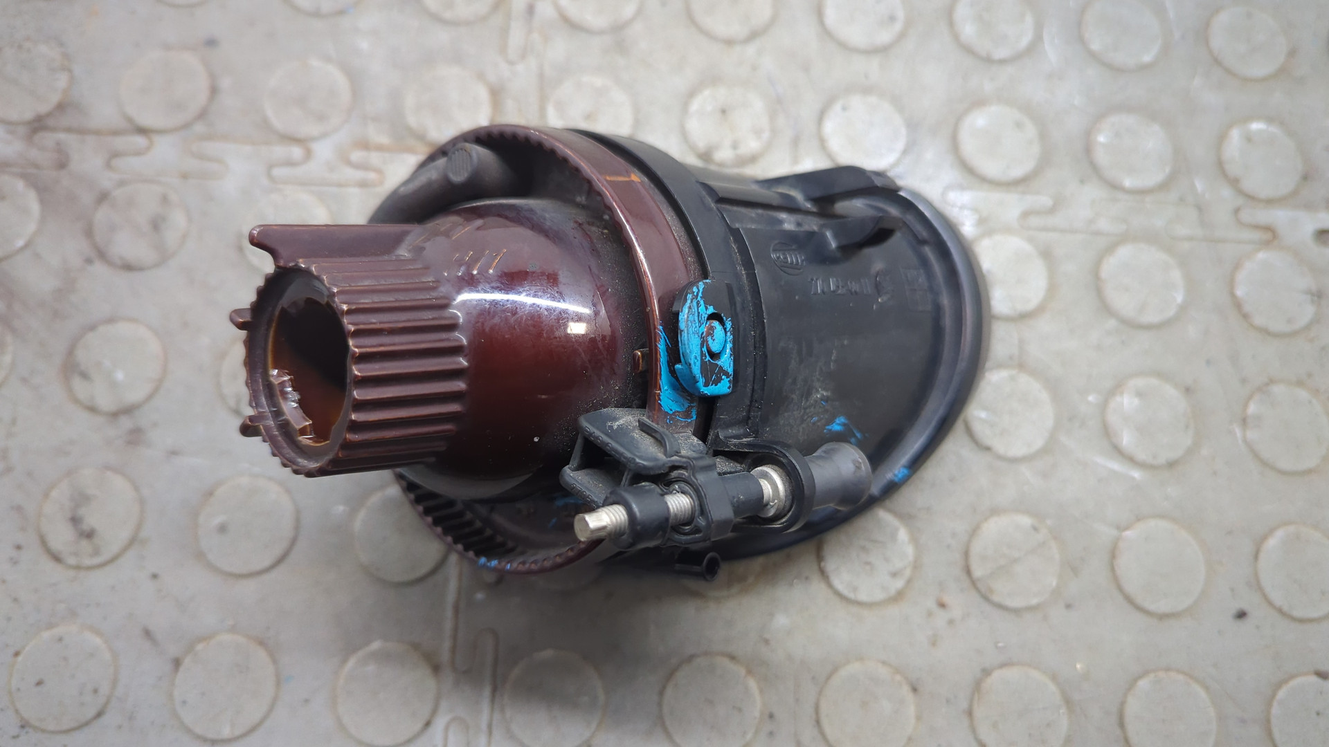 Фара противотуманная правая