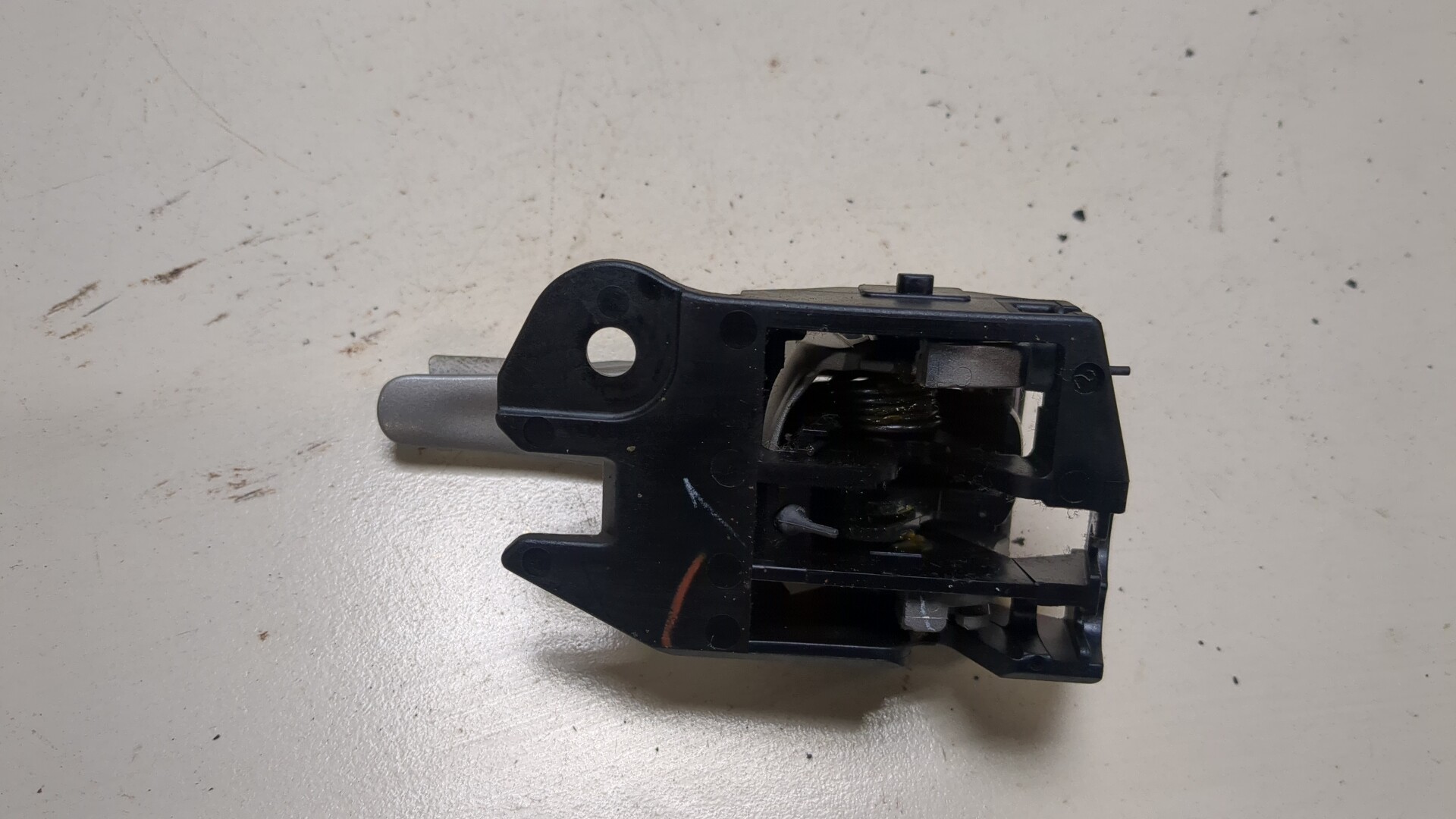 Ручка двери передней внутренняя правая