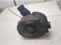  Корпус воздушного фильтра Volkswagen Transporter 2 1979-1992 8995716 #2